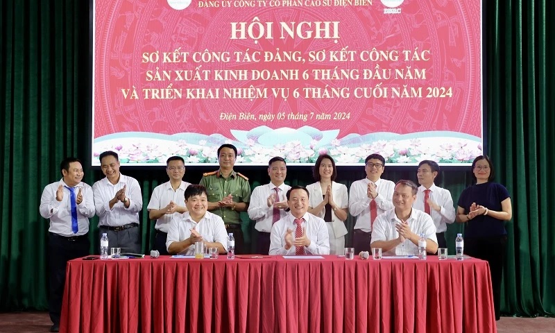 Ưu tiên cao nhất mục tiêu bảo đảm đời sống, thu nhập cho công nhân, người lao động